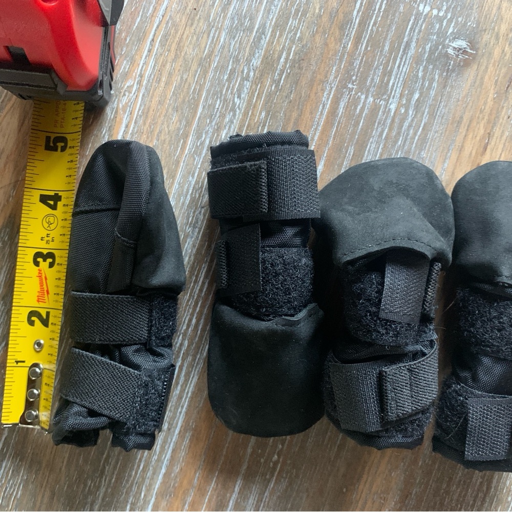 Dog winter booties for small dogs